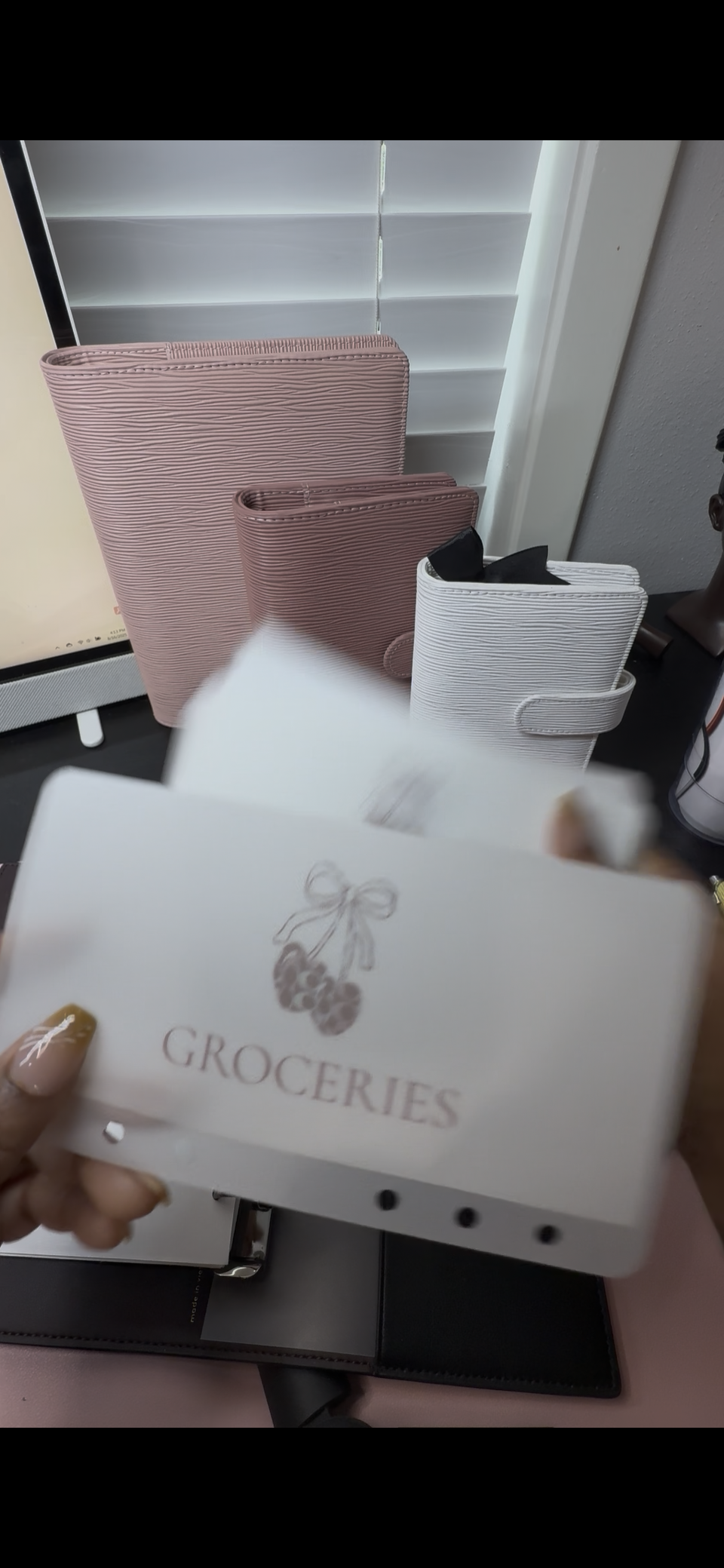 Coach Cash Envelope-White Peach