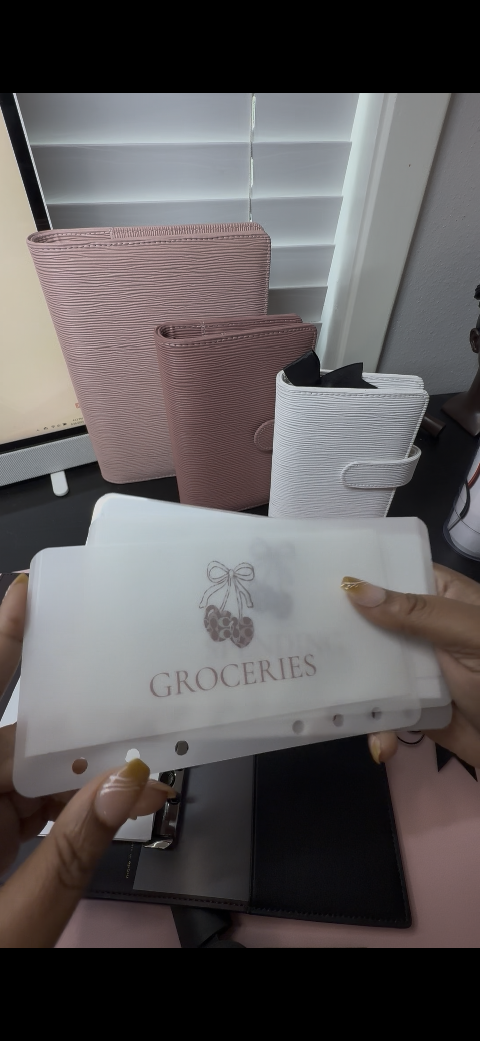 Coach Cash Envelope-White Peach
