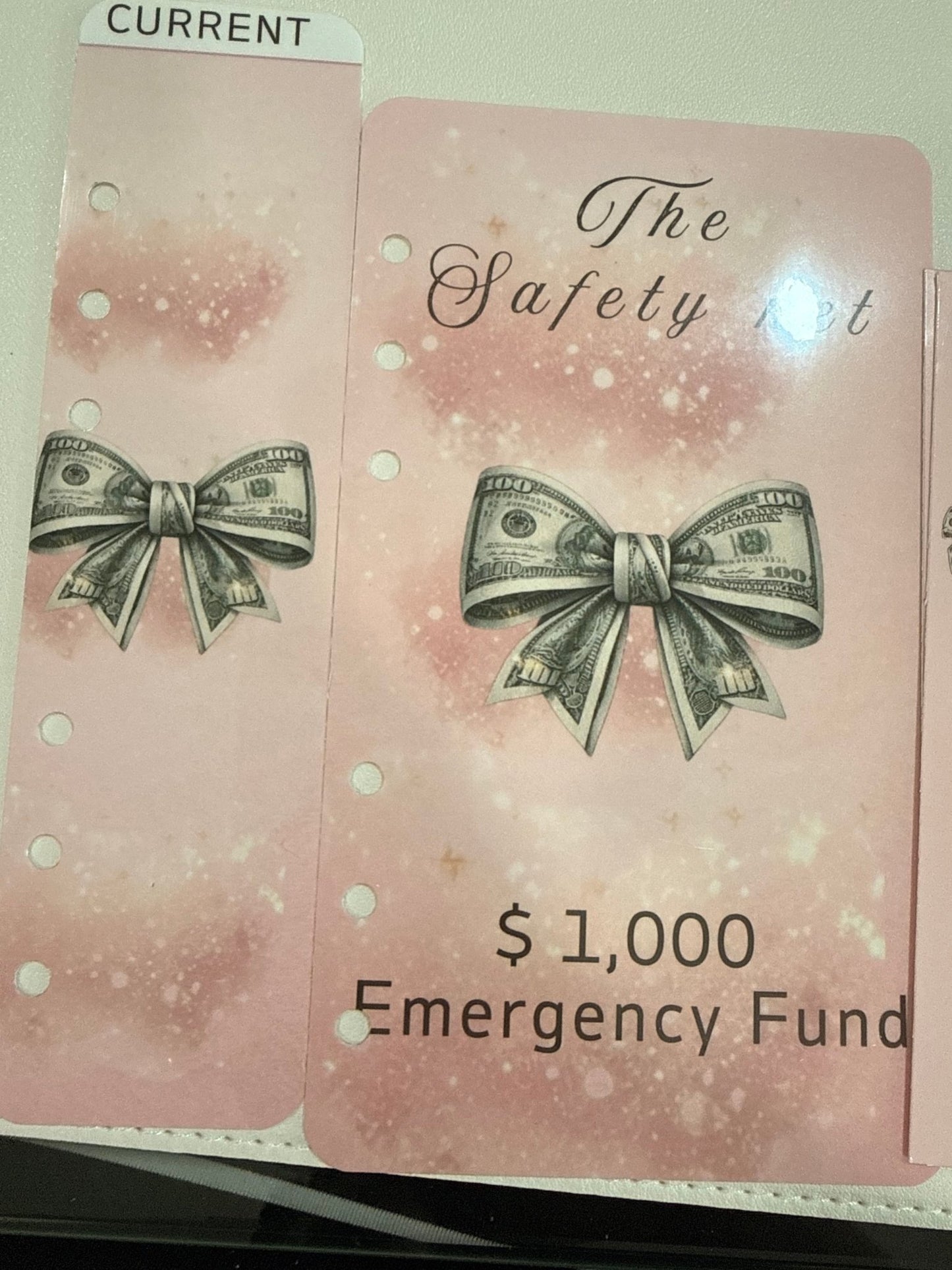 The Safety Net | $1,000 Emergency Fund Savings Challenge Binder|A6 Personal - ModestDollarCo
