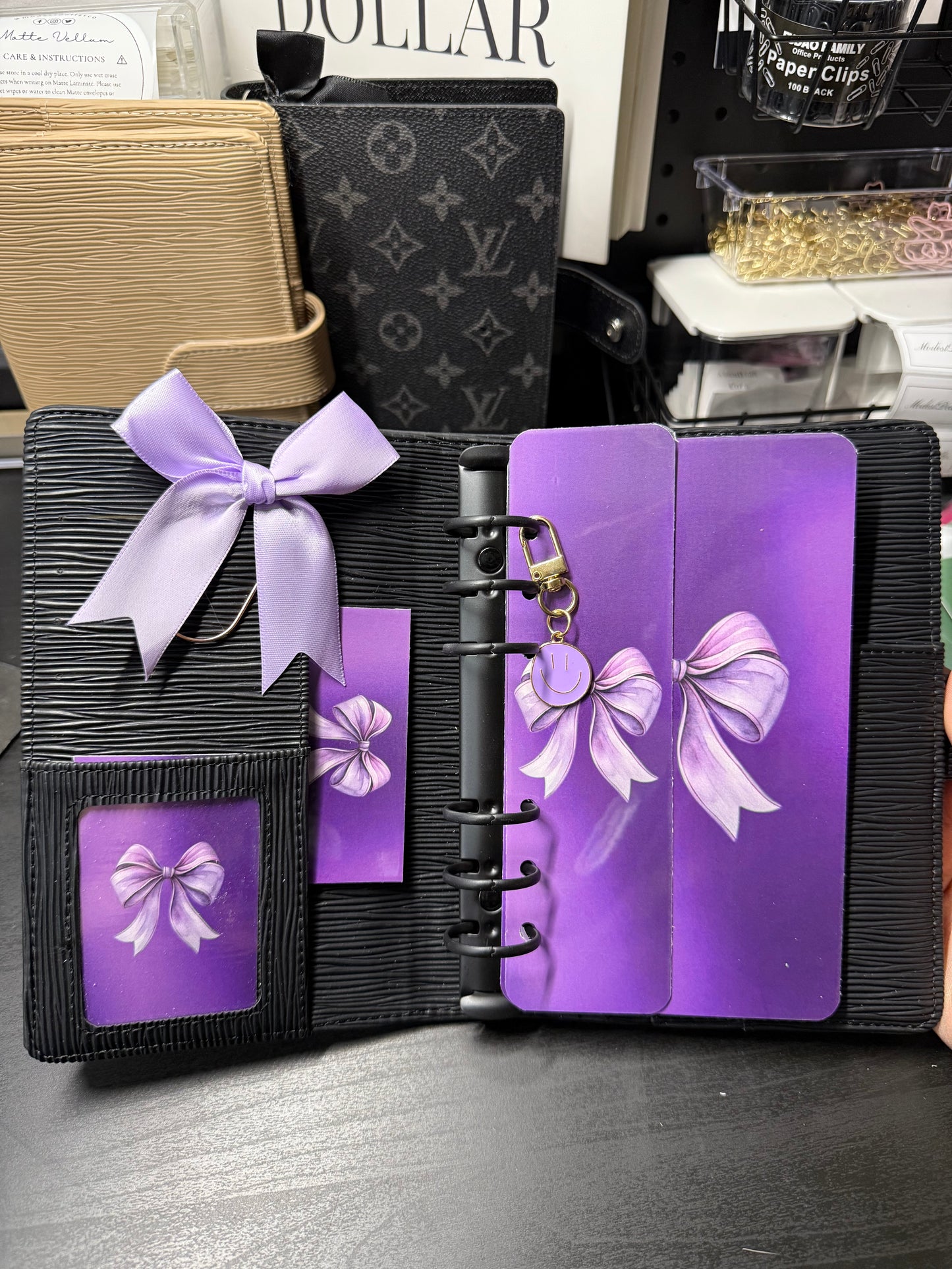 A6 Halo Noir Saffiano Binder – Black Ring Edition