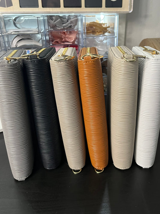 The Haven – A6 Zippered Binder Wallet with Wristlet