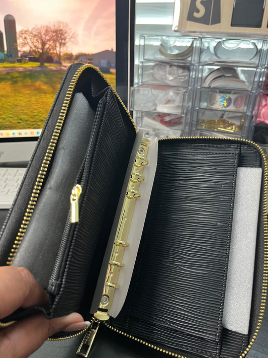 The Haven– A6 Zippered Binder Wallet with Wristlet